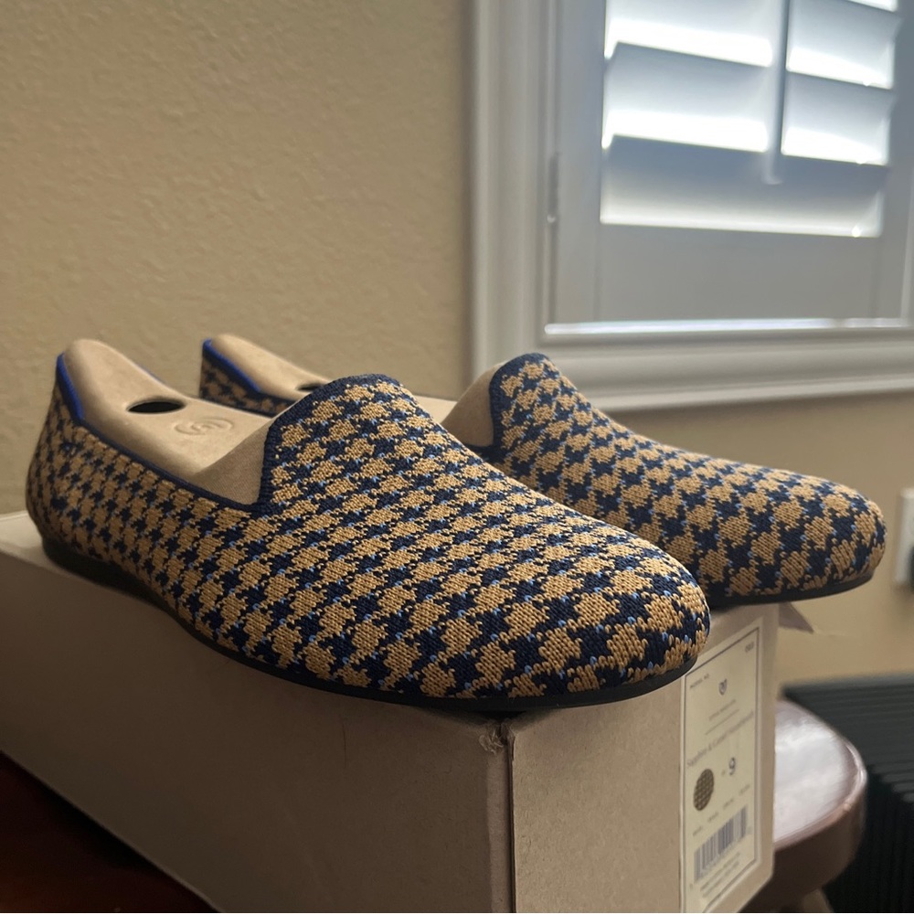 NEW in Box Rothy’s Loafers Sapphire & Camel Houndstooth Size 9